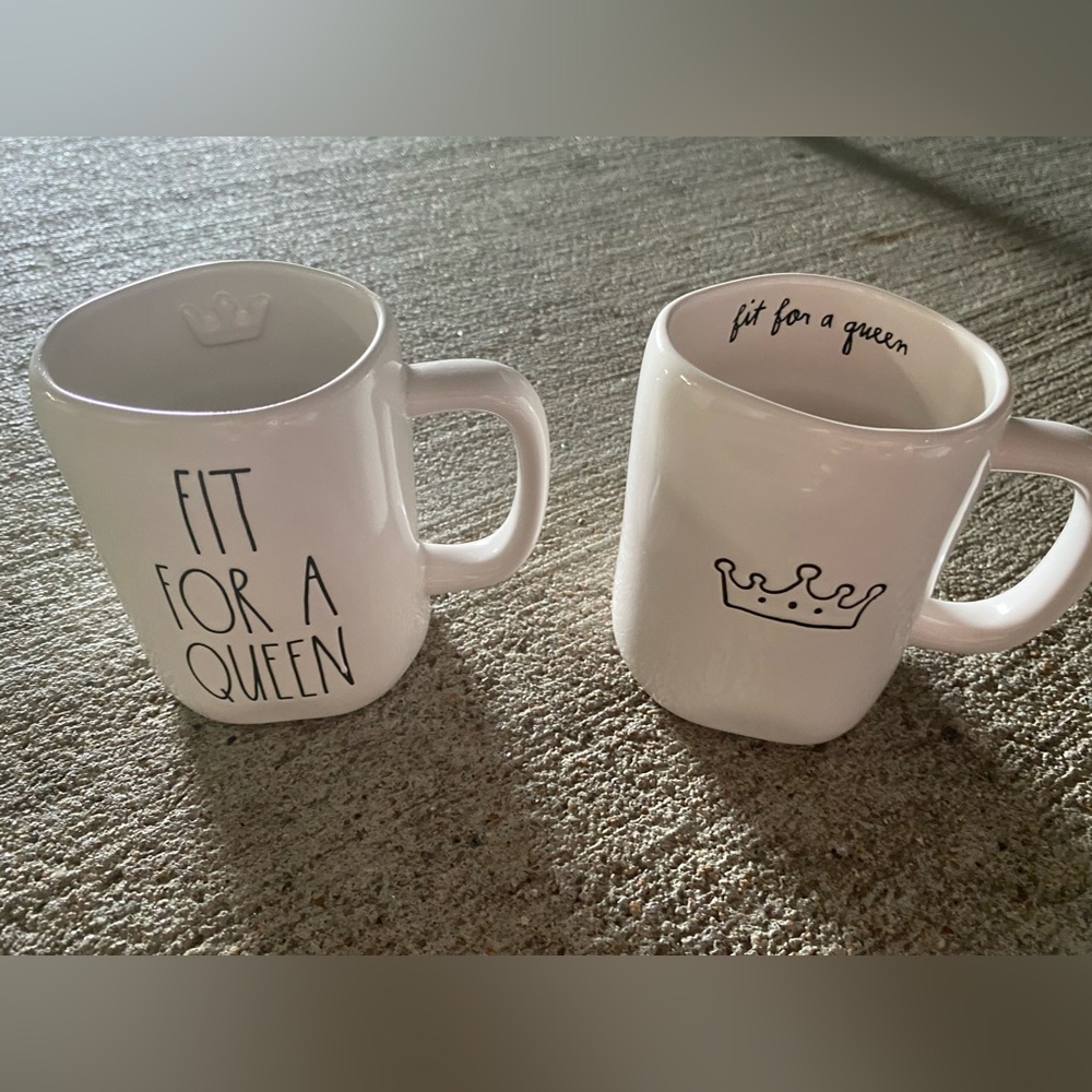 Rae Dunn FIT FOR A QUEEN mug bundle - Brand new never used! Two mugs  - 19.5oz